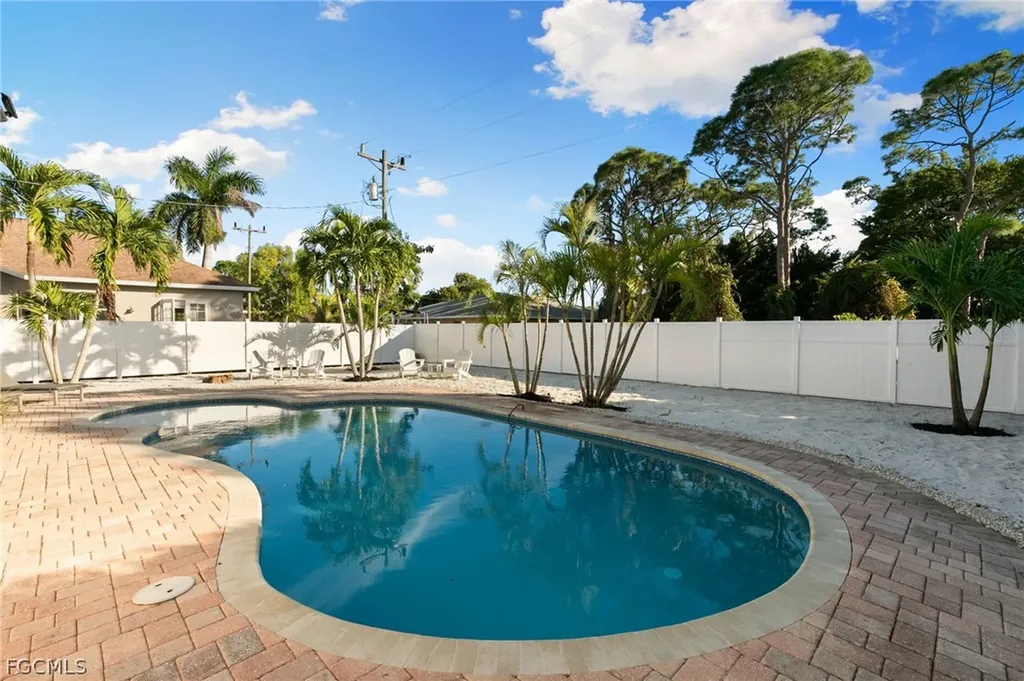 317 3rd Avenue Marco Island FL 34145