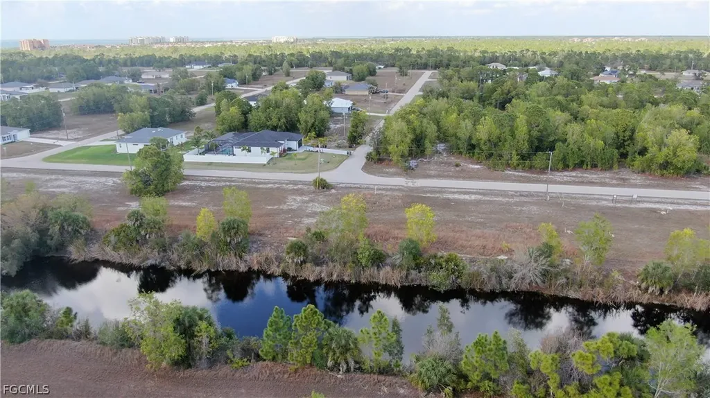 3712 NW 47th Street Cape Coral FL 33993