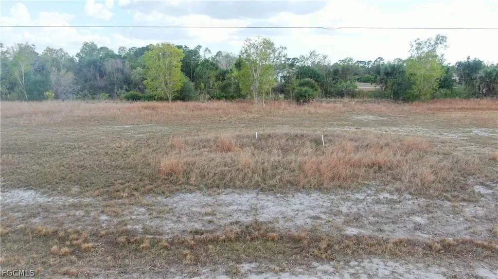 3712 NW 47th Street Cape Coral FL 33993