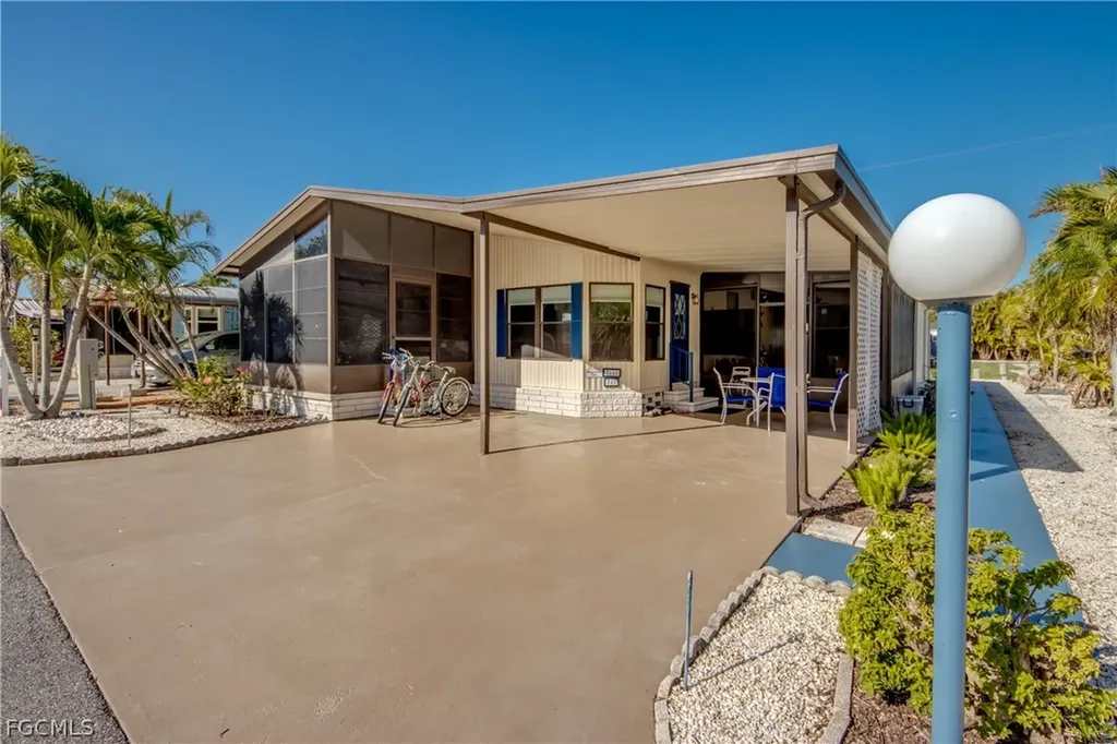7169 Drum Drive St. James City FL 33956