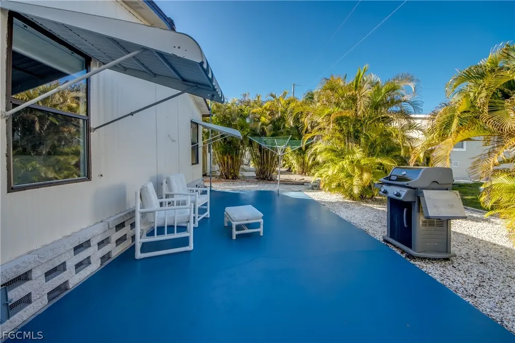 7169 Drum Drive St. James City FL 33956