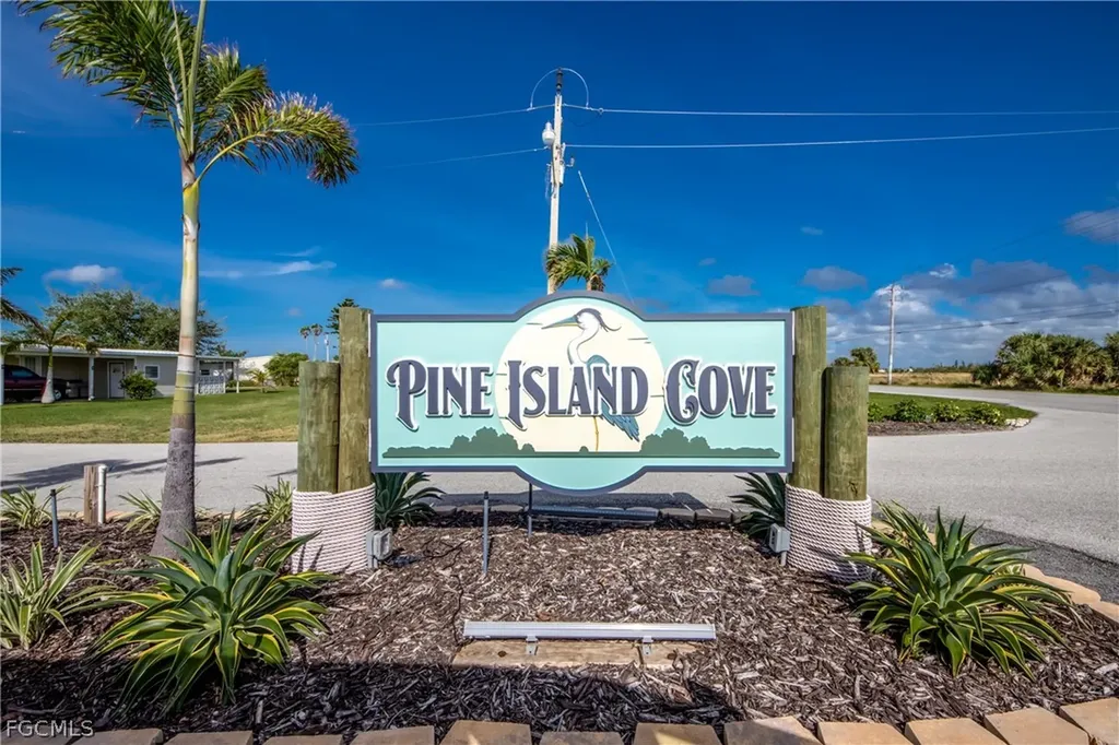 7169 Drum Drive St. James City FL 33956