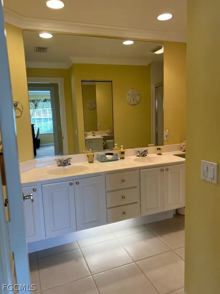 3013 Futuna Lane Naples FL 34119