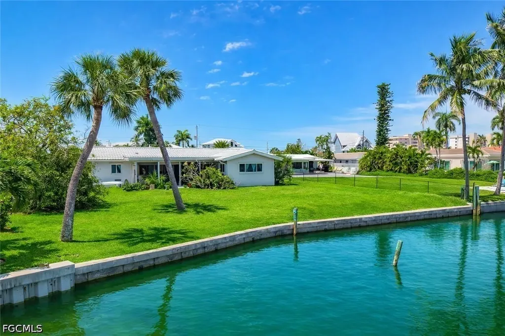 7861 Buccaneer Drive Fort Myers Beach FL 33931