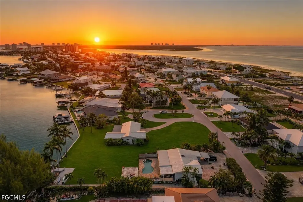 7861 Buccaneer Drive Fort Myers Beach FL 33931