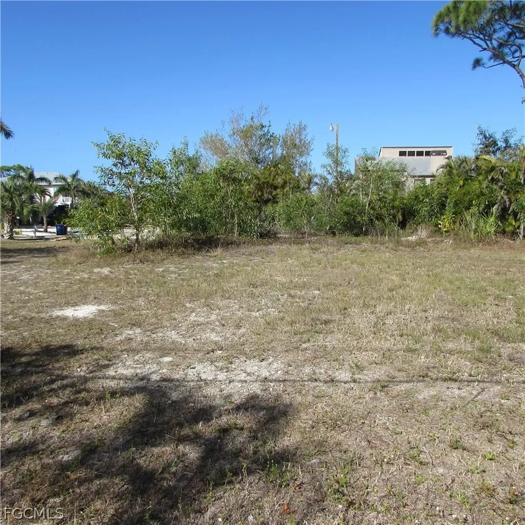 7758 Breakwater Court Bokeelia FL 33922