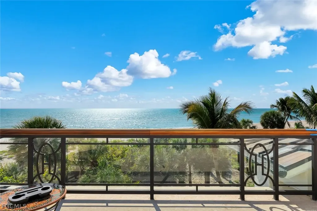 4405 W Gulf Drive Sanibel FL 33957