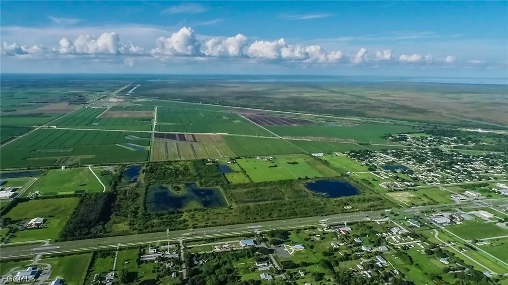 1210 N Us Highway 27 Moore Haven FL 33471