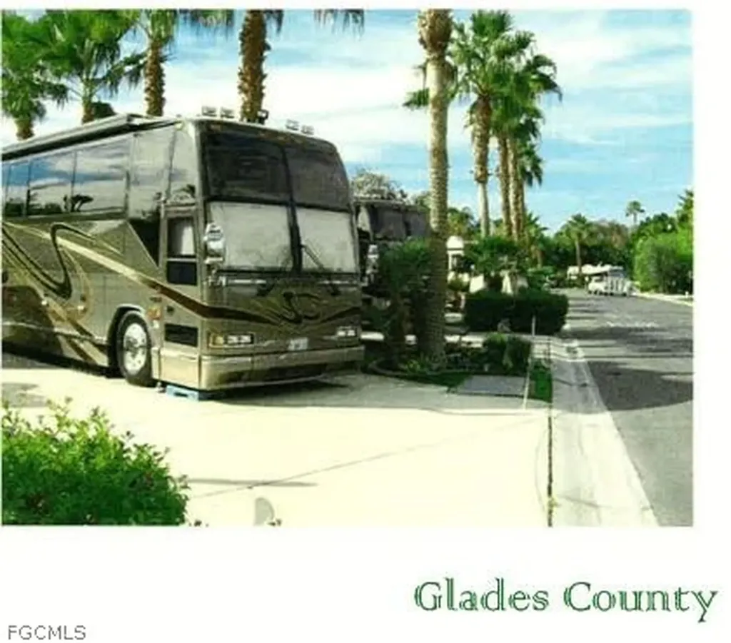 1210 N Us Highway 27 Moore Haven FL 33471