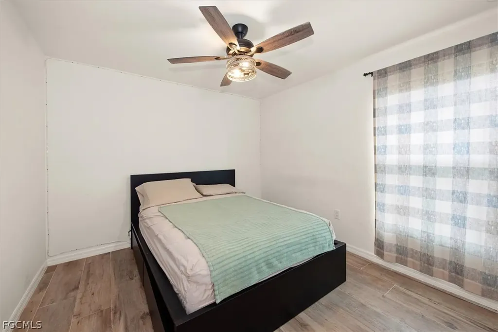 3820 Hillandale Street Fort Myers FL 33905