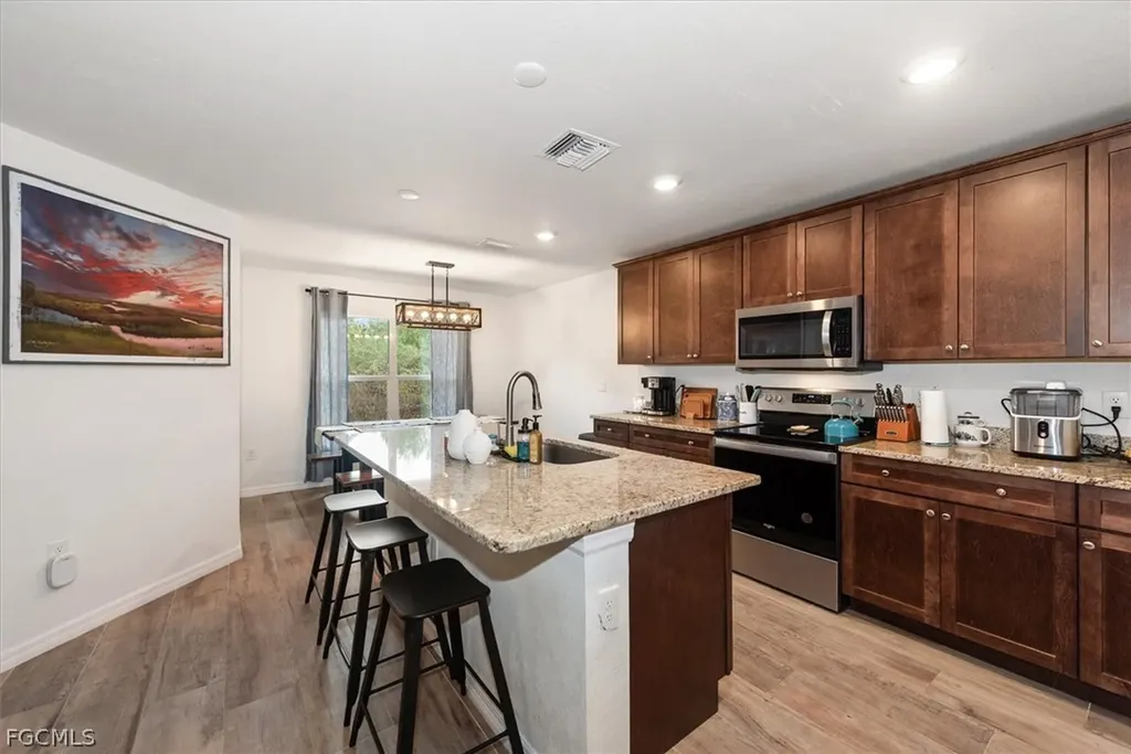 3820 Hillandale Street Fort Myers FL 33905