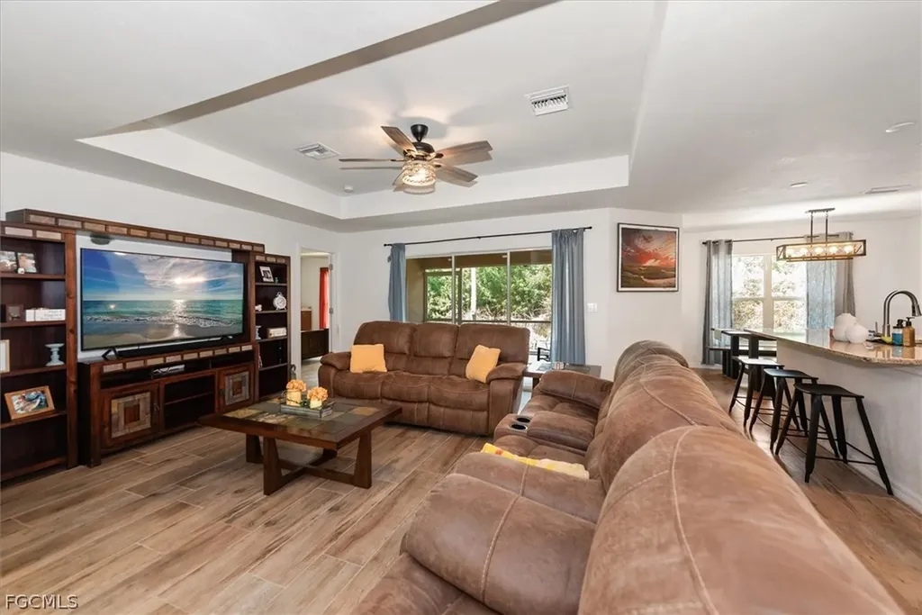 3820 Hillandale Street Fort Myers FL 33905