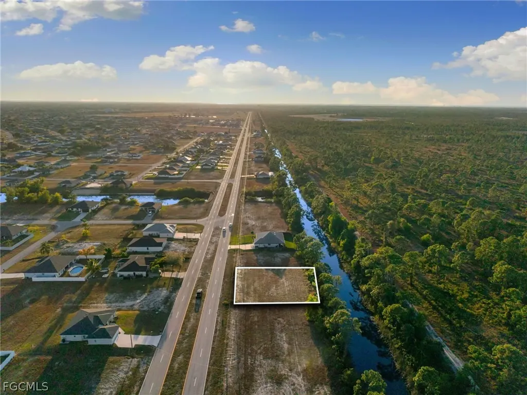 401 Wilmington Parkway Cape Coral FL 33993