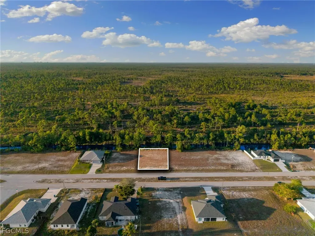 401 Wilmington Parkway Cape Coral FL 33993