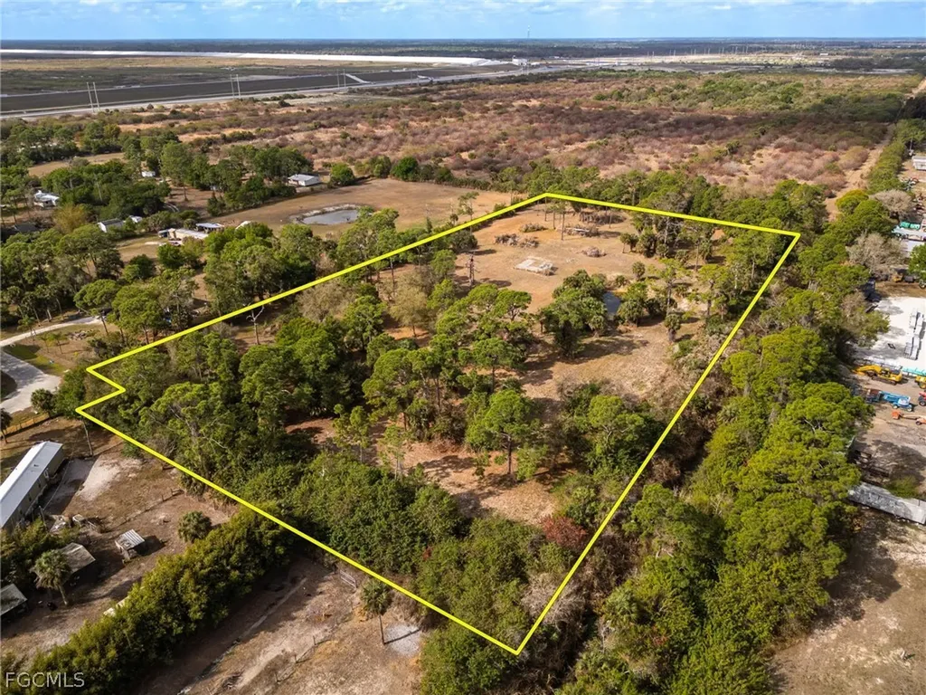 3680 W Double J Acres Road Labelle FL 33935