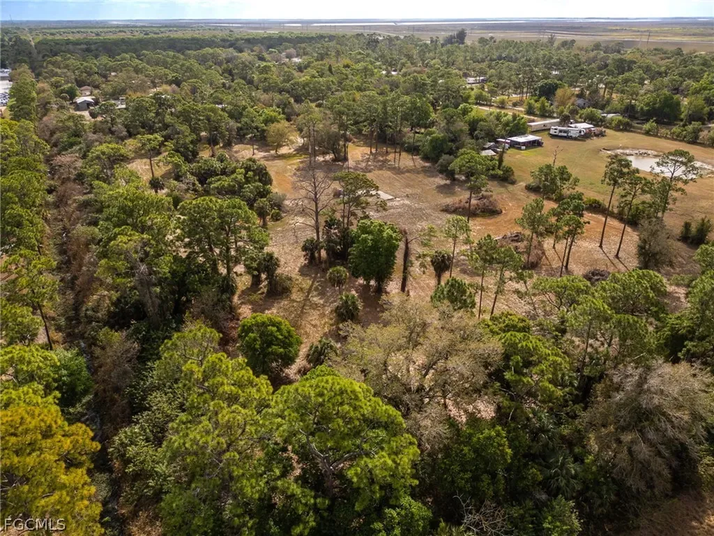 3680 W Double J Acres Road Labelle FL 33935