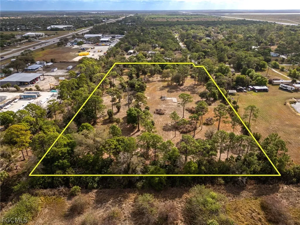 3680 W Double J Acres Road Labelle FL 33935