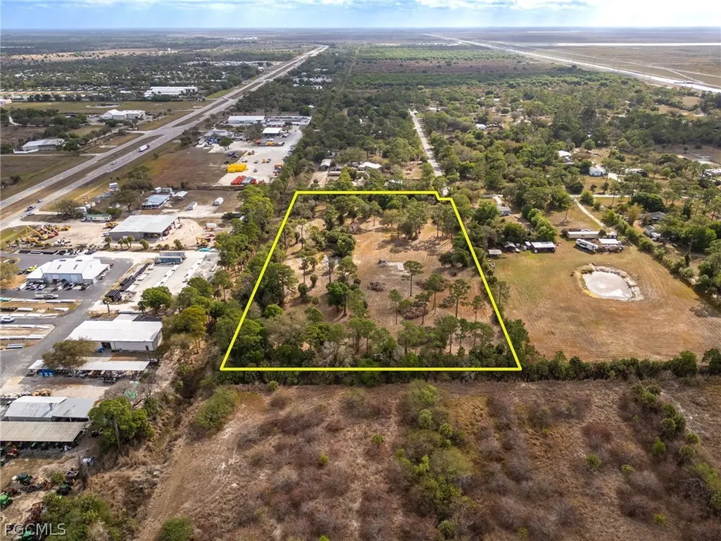 3680 W Double J Acres Road Labelle FL 33935