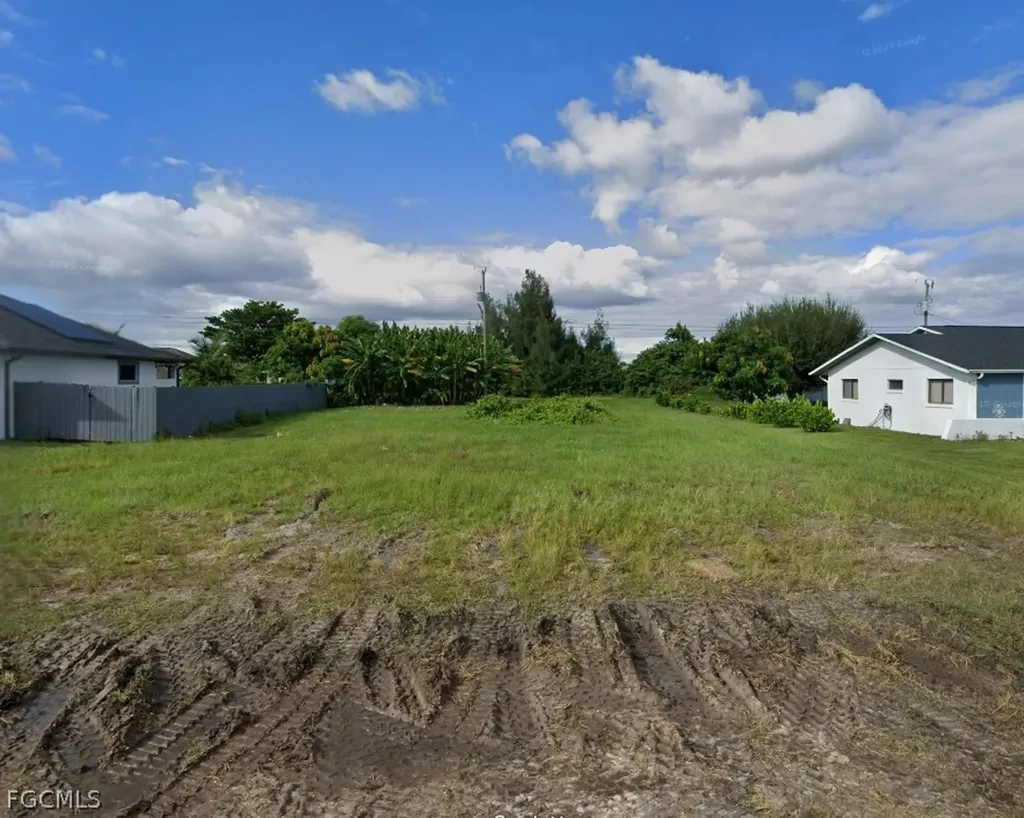1731 SW 3rd Street Cape Coral FL 33991