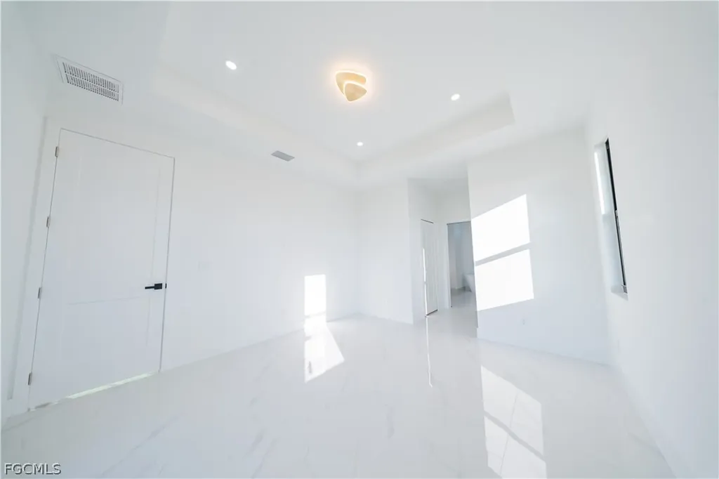 9035 E Broad Circle Labelle FL 33935