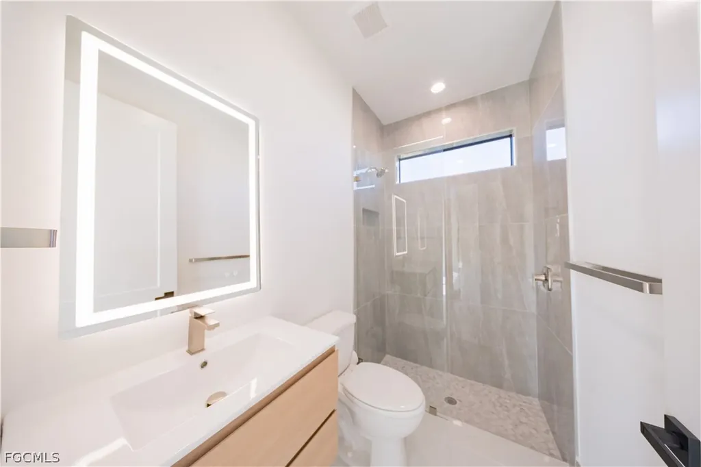 9035 E Broad Circle Labelle FL 33935