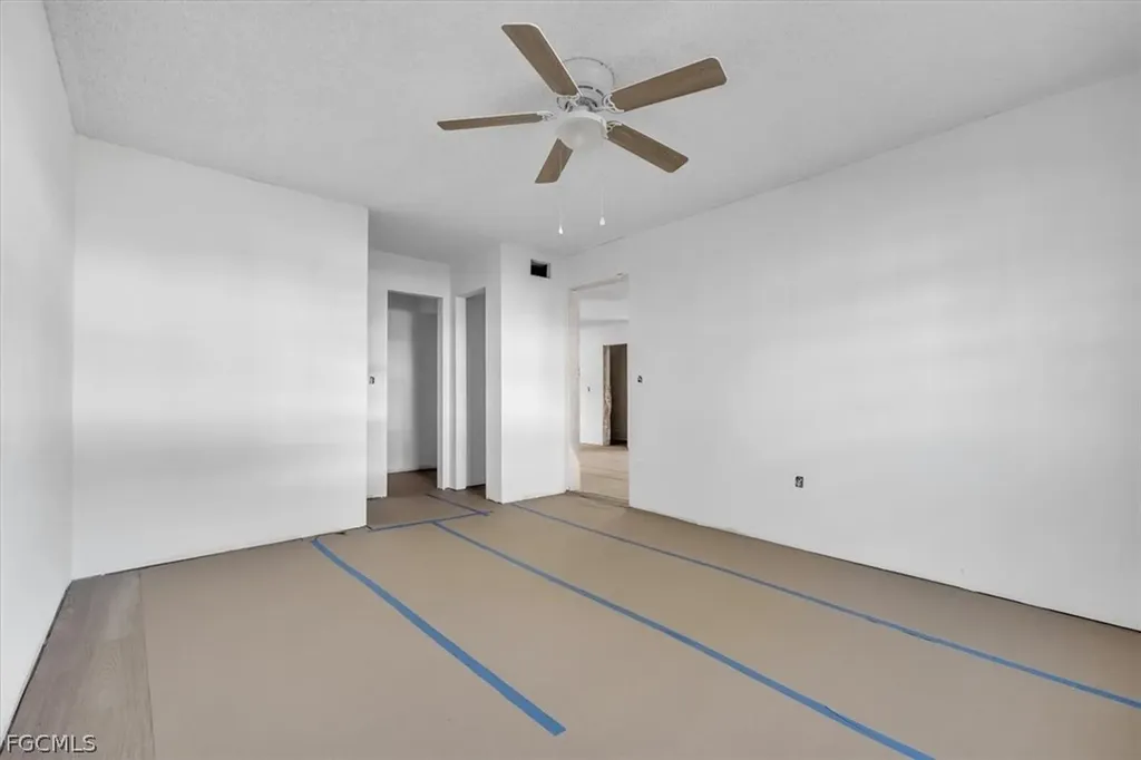 7043 New Post Drive North Fort Myers FL 33917