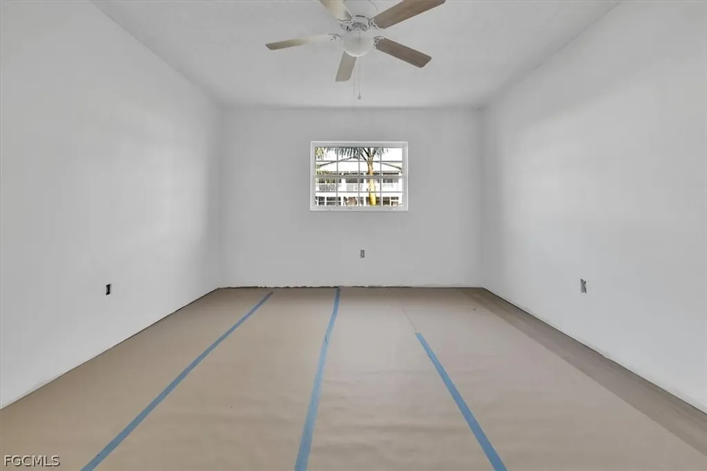 7043 New Post Drive North Fort Myers FL 33917