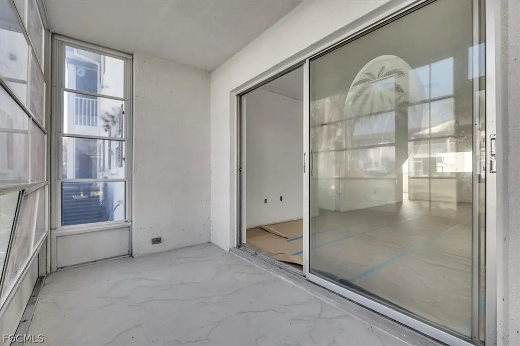 7043 New Post Drive North Fort Myers FL 33917