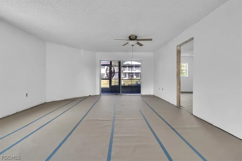 7043 New Post Drive North Fort Myers FL 33917