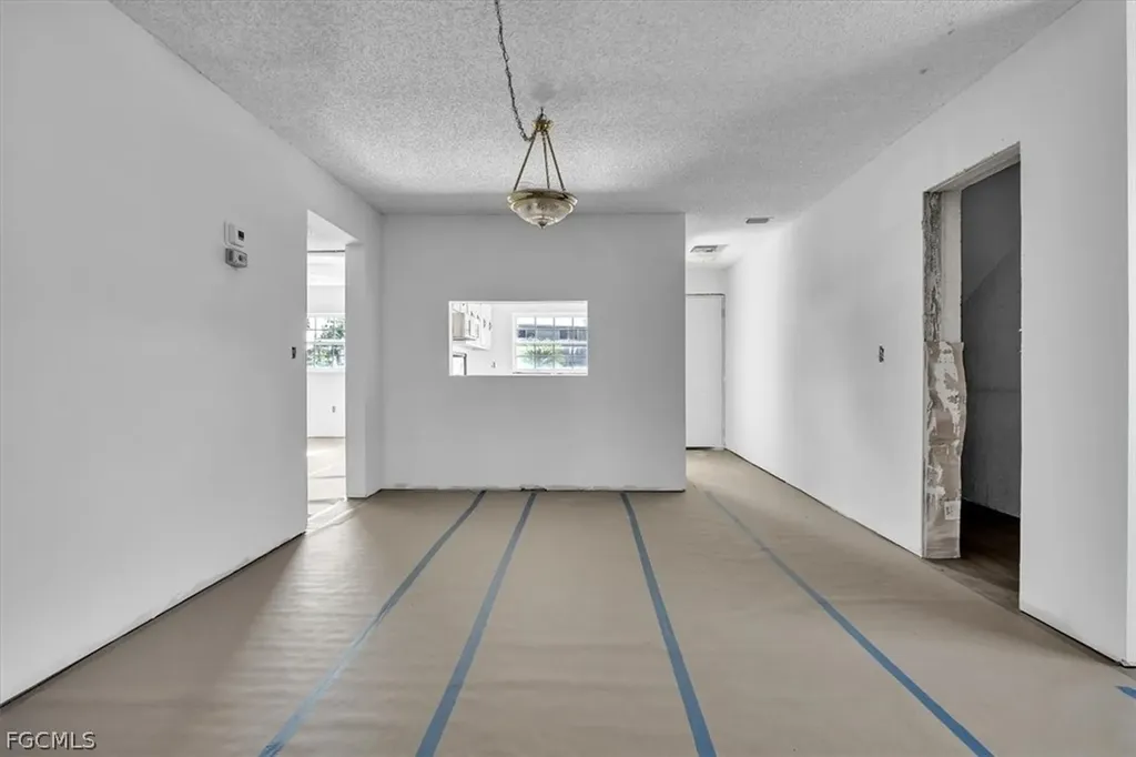 7043 New Post Drive North Fort Myers FL 33917