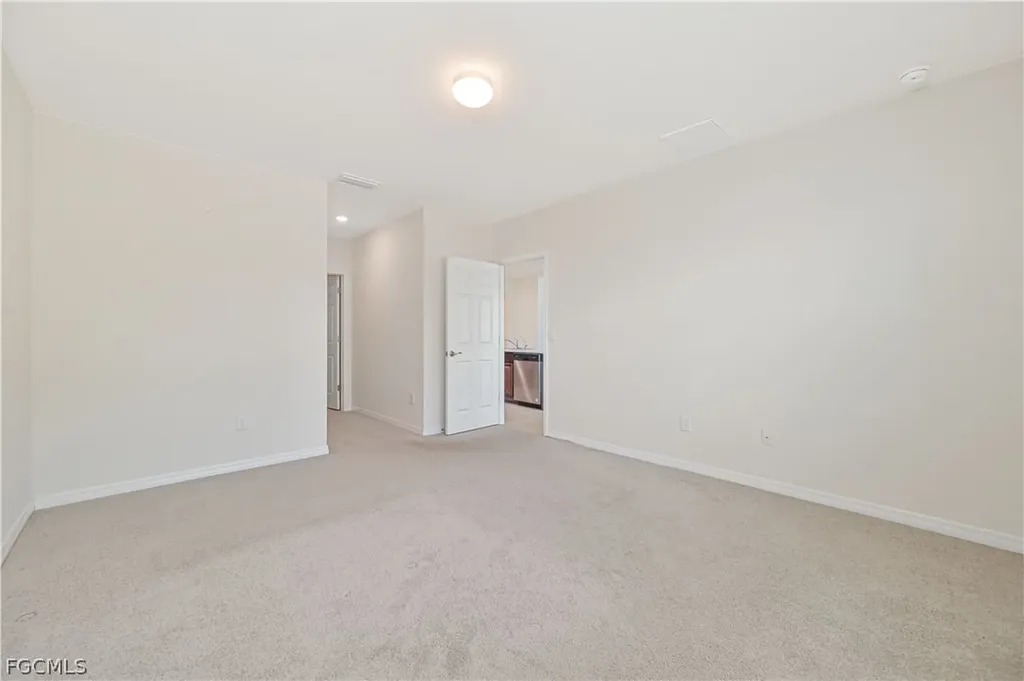 1009 Jacaranda Parkway E Cape Coral FL 33909