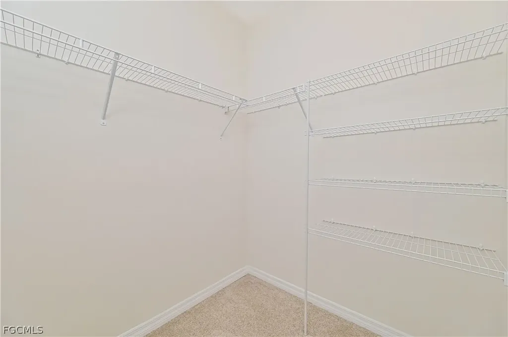 1009 Jacaranda Parkway E Cape Coral FL 33909