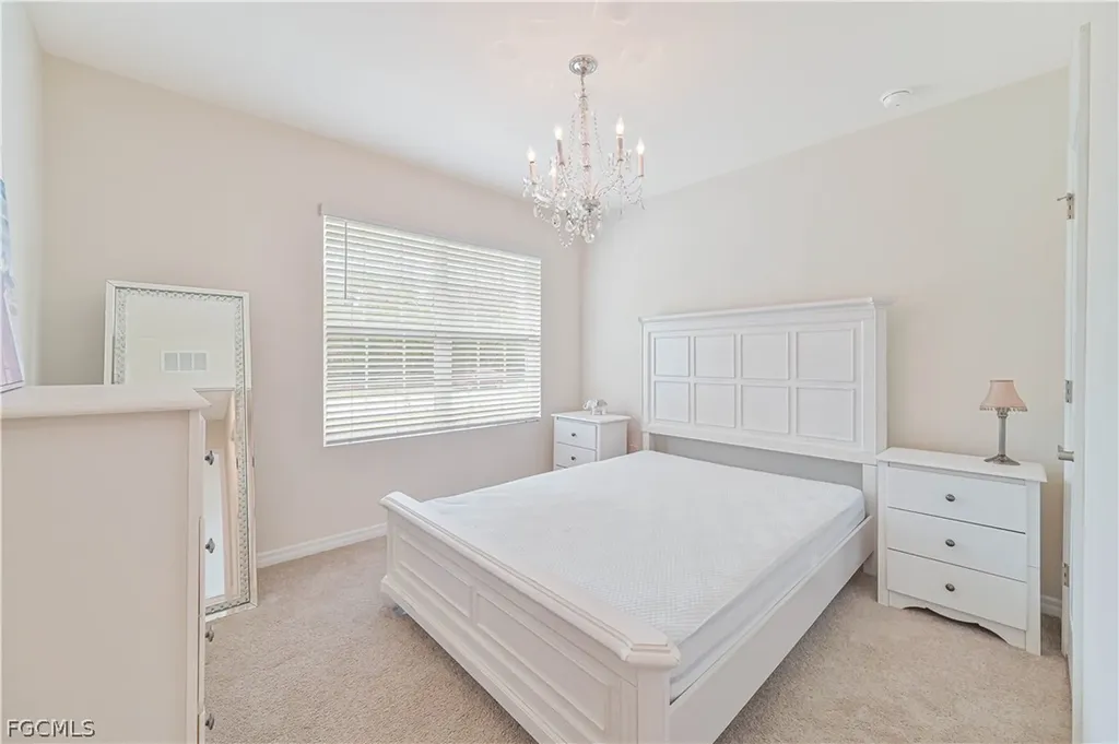 1009 Jacaranda Parkway E Cape Coral FL 33909