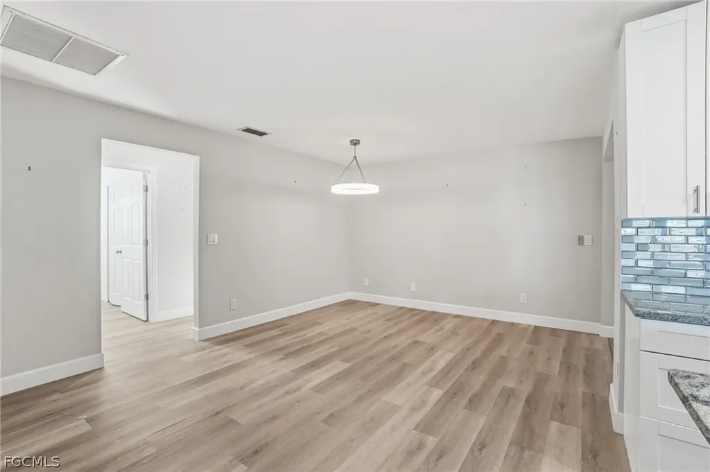 1206 SW 8th Street Cape Coral FL 33991