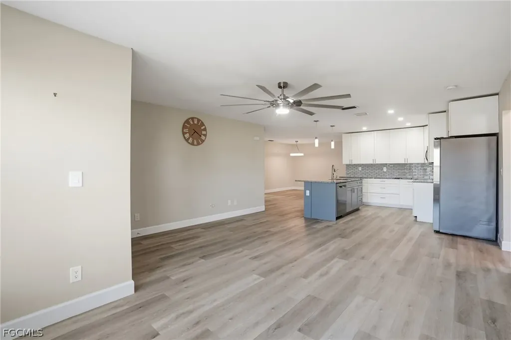 1206 SW 8th Street Cape Coral FL 33991