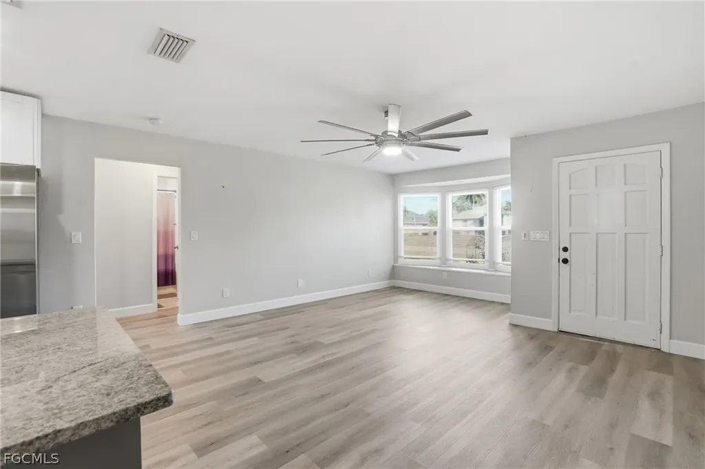 1206 SW 8th Street Cape Coral FL 33991