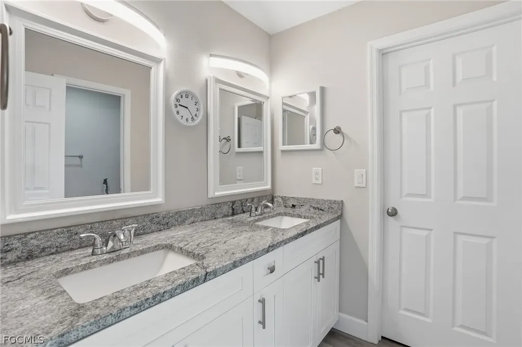 1206 SW 8th Street Cape Coral FL 33991