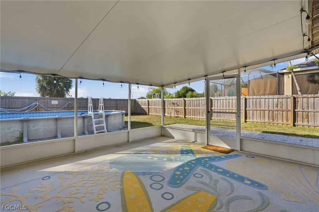 1206 SW 8th Street Cape Coral FL 33991