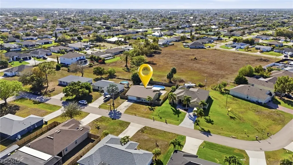 1206 SW 8th Street Cape Coral FL 33991