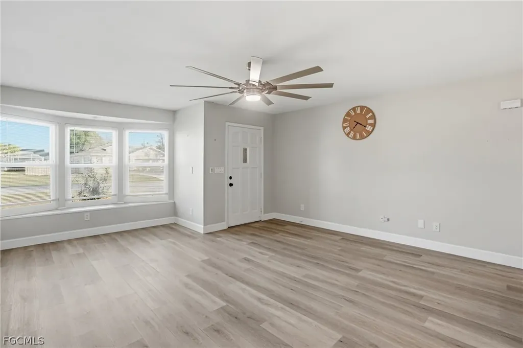 1206 SW 8th Street Cape Coral FL 33991