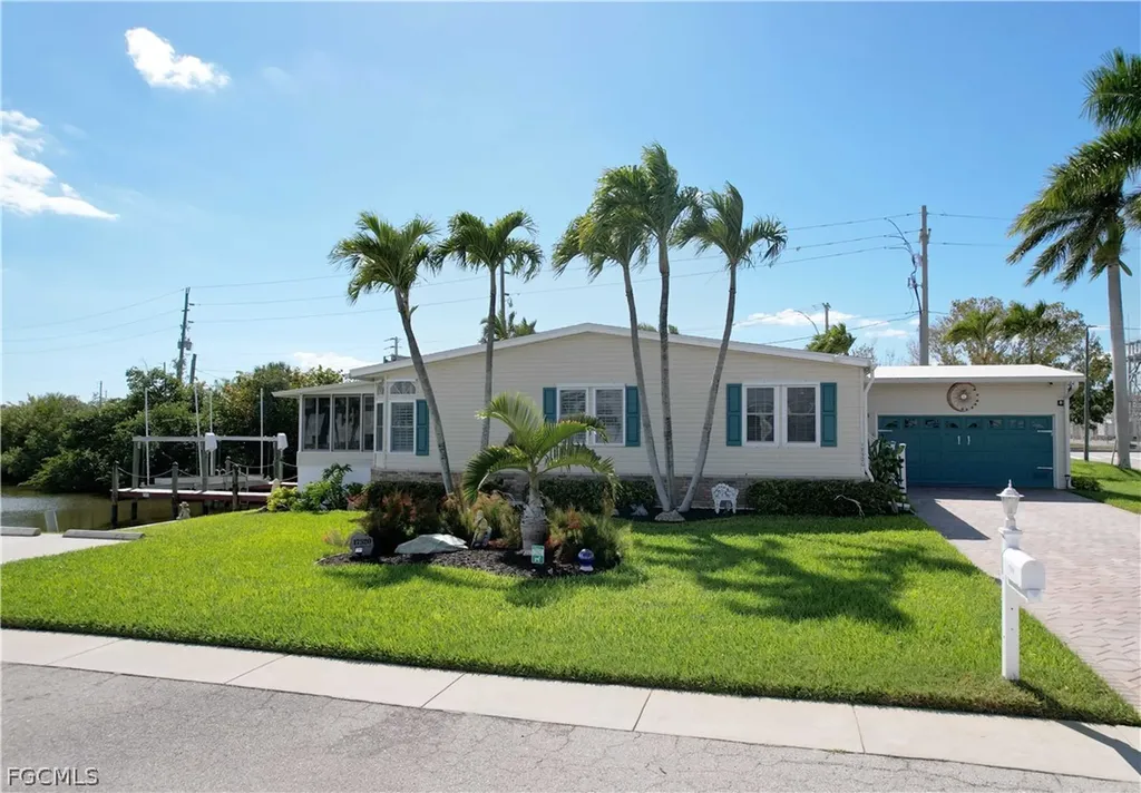 17520 Azalea Lane Fort Myers Beach FL 33931