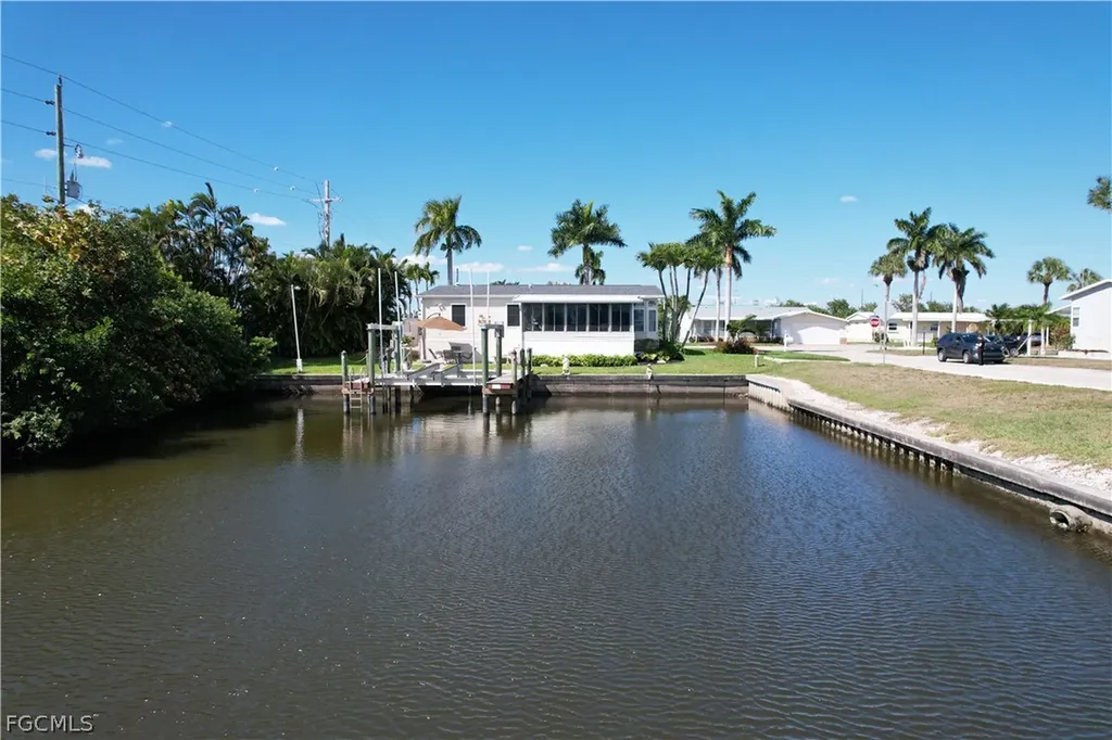 17520 Azalea Lane Fort Myers Beach FL 33931