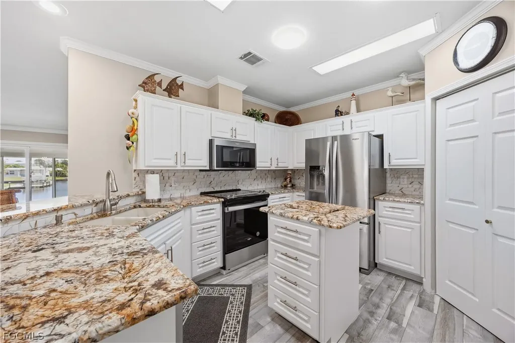 17520 Azalea Lane Fort Myers Beach FL 33931