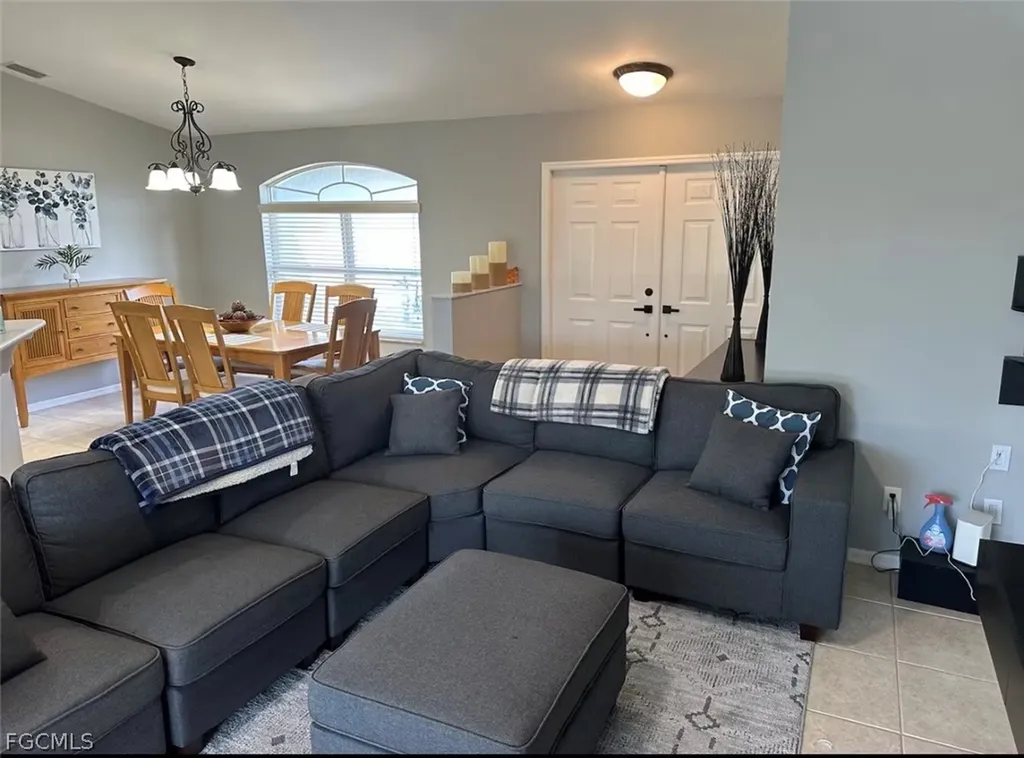 1804 NW 20th Place Cape Coral FL 33993