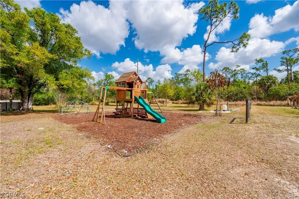 4301 South Road North Fort Myers FL 33917