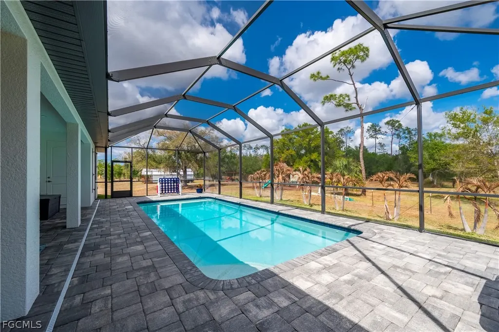 4301 South Road North Fort Myers FL 33917