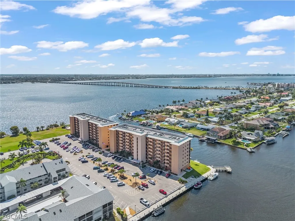 4260 SE 20th Place Cape Coral FL 33904
