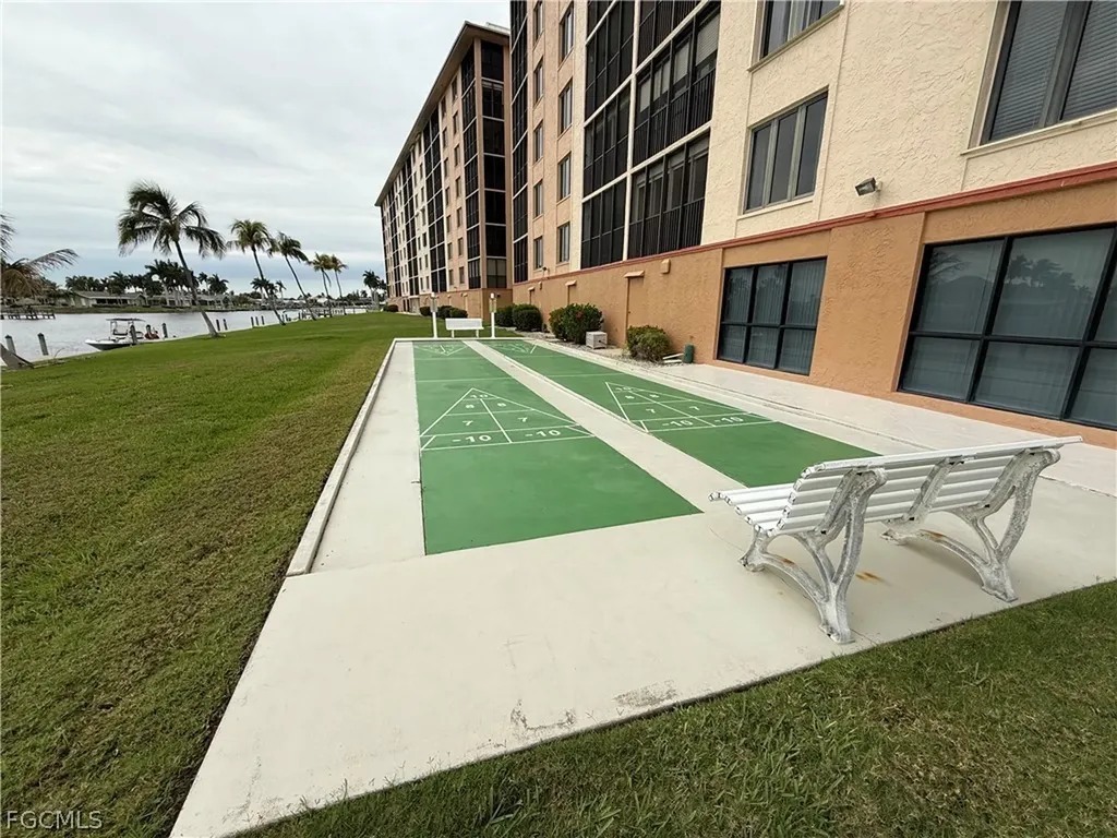 4260 SE 20th Place Cape Coral FL 33904