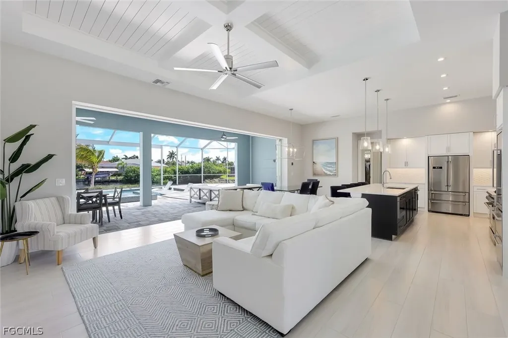 3001 SW 41st Terrace Cape Coral FL 33914