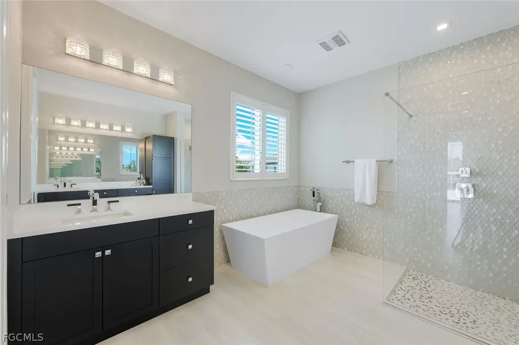 3001 SW 41st Terrace Cape Coral FL 33914